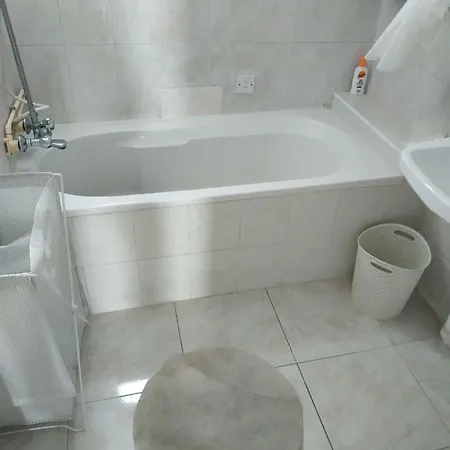 Larnacas Central Kalogera * Lárnaka